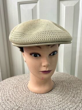 Kangol Tropic 504 Ventair Newsboy Cabbie Men's Hat Tan Polyester Small NWT